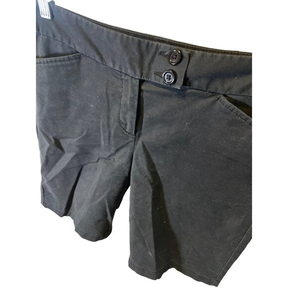 Ann Taylor Signature Fit Black Chino Flat Front Shorts Sz 8P - Picture 4 of 9